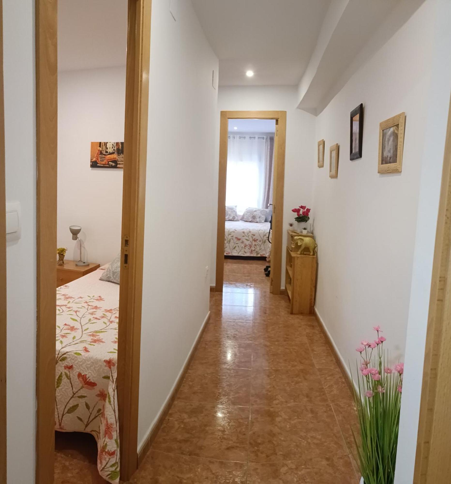 Daoiz, Vivienda Vacacional Para Familias Y Mayores De 25 Anos En El Grao De Gandia 3Ro Sin Ascensor Playa de Gandia Ngoại thất bức ảnh